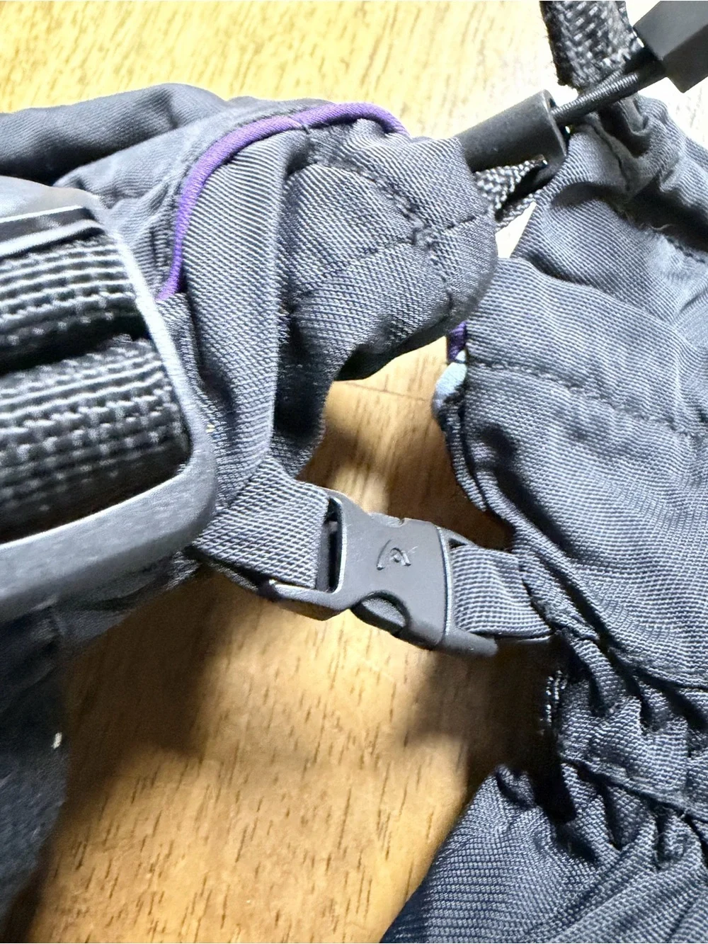 Black and Purple Winter Ski Gloves Xlarge Youth